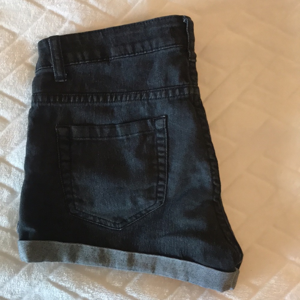 Women’s forever 21 size US 28 shorts - Picture 6 of 7